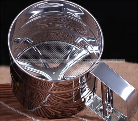 Stainless Steel Flour Sifter with Hand Press