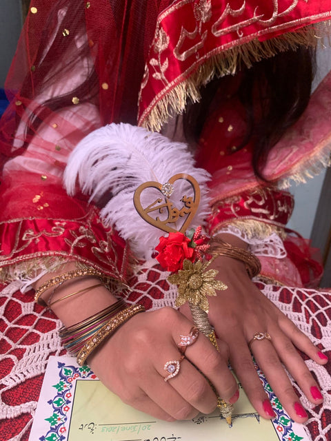 Nikah Pen with Bridal Dupatta